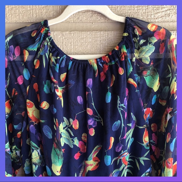 Philosophy Tops - gorgeous! philosophy tropical bird blouse
